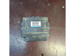 Блок управления АБС MR400420, X2T34172   Mitsubishi Pajero