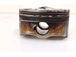 Píst Subaru Outback (BT)