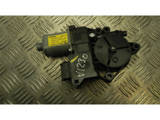 Передний двигатель механизма для подъема окон