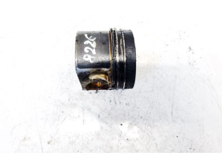 Píst Volkswagen PASSAT B5.5