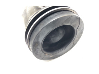 Píst K9K836 Renault Megane III