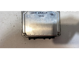 Řídící jednotka 030906032M, 0261204996   Volkswagen Polo III 6N 6N2 6NF 1997