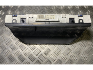 Панель приборов 9472523, 69294240T   Volvo V70       