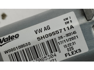 Моторчик заднего дворника 5H0955711A    Volkswagen Golf VIII