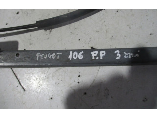 Zpětné zrcátko Peugeot 106 1992