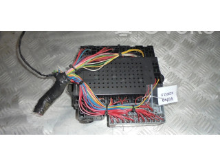 Блок предохранителей  9401802   Volvo XC90    