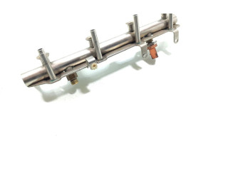 Топливная рампа 06J133317G   Audi A3 S3 8P   для двигателя BYT