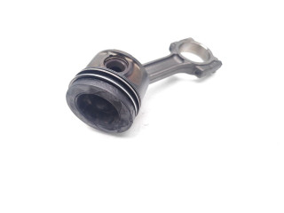 Píst K9K636 Nissan Juke I F15 K9K636