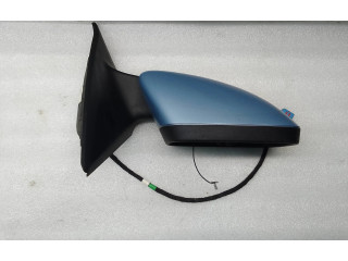 Зеркало электрическое        Volvo V50  2004 - 2007 года   