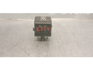 Pojistková skříňka 4H0951253A Volkswagen Caddy 2017