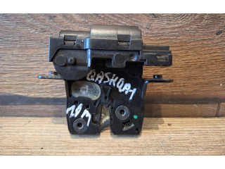 Zámek zadních dveří Nissan Qashqai 2011