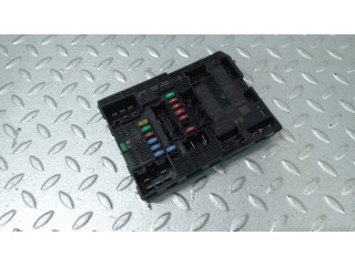 Блок предохранителей 284B64435R   Dacia Sandero    