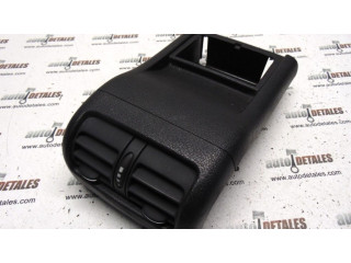 Задняя воздушная решётка