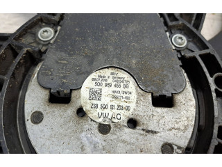 Вентилятор радиатора     5Q0121205    Volkswagen Golf VII 