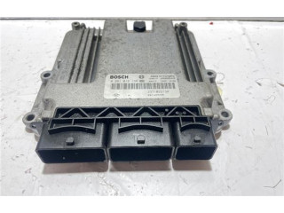 Блок управления 237102213R, 0281019138   Dacia Lodgy