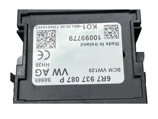 Блок комфорта 6R7937087P, 10099779 Skoda Fabia Mk2 (5J)