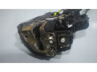 Zámek zadních dveří Toyota Avensis T250 2003