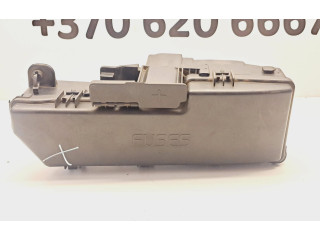 Блок предохранителей  9494210   Volvo V70    