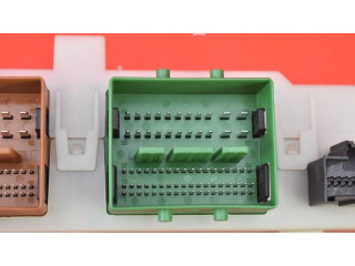 Блок предохранителей  6G9T-14C256-GF, 6G9T-14C256-GF   Volvo S80    