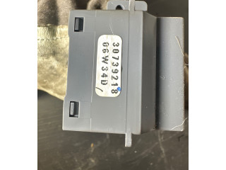 Ручка стеклоочистителей 30739218, 06W34D Volvo XC70