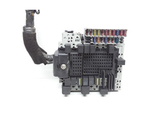 Блок предохранителей 8676286, 8645729 Volvo V70
