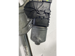 Моторчик дворников 8200619512    Dacia Duster