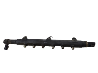 Топливная рампа 0445215015, 30622085   Volvo XC90  