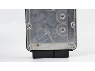 Řídící jednotka 03G906016DM, 1039S06225 Volkswagen Caddy 2004