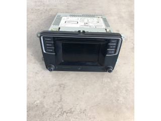 Pojistková skříňka 1K8035150G Volkswagen Caddy 2015