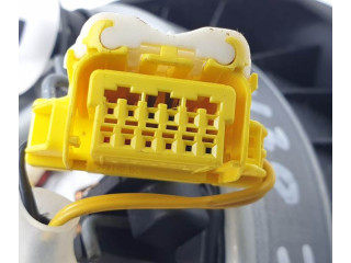 Подушка безопасности водителя 5K0880201J Volkswagen Golf Plus