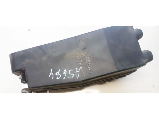 Pojistková skříňka 919504D050 KIA Carnival 2007