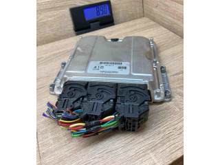 Блок управления двигателем Блок управления 8200065996, 0281011087 Volvo S40, V40