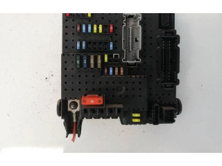 Блок предохранителей  28017881, 28017881REM   Volvo V70    