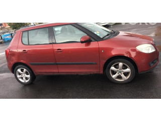 Зеркало электрическое Skoda Fabia Mk2 (5J) 2007 - 2014 года