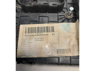   Pojistková skříňka 1K0937800E, 1K0937805   Volkswagen Touran  2004