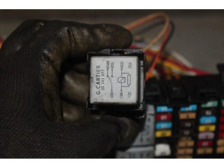 Блок предохранителей    Dacia Duster    