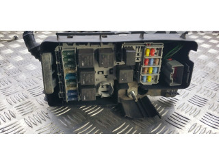 Pojistková skříňka 30728132 Volvo XC90 2006