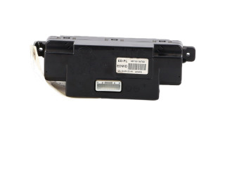 Дисплей    957101H700   KIA Ceed