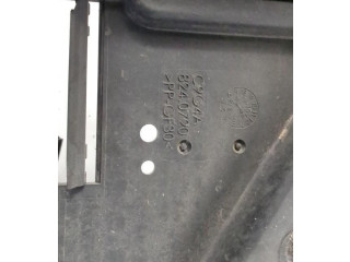 Вентилятор радиатора     GX73-8C607-AE    Jaguar XF X260 