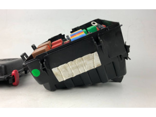 Блок предохранителей  9824510780   Peugeot 2008 II    