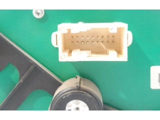 Přístrojová deska  Citroen Berlingo  6105QH  