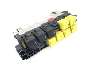 Pojistková skříňka 05045117, A2305454632 Mercedes-Benz SL R230 2003