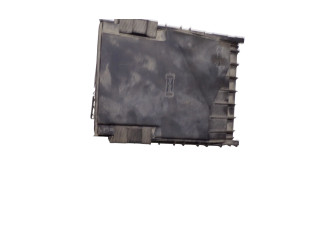 Pojistková skříňka 1K0937540A, 1K0937132F Volkswagen Caddy 2008