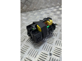 Блок предохранителей  453113302   Peugeot 2008 I    
