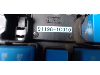 Блок предохранителей  911981C010   Hyundai Getz    