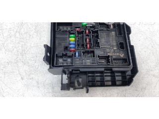 Блок предохранителей 284B76520R Dacia Jogger