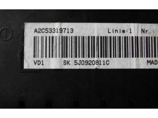 Панель приборов 5J0920811C Skoda Fabia Mk2 (5J)