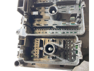 Pojistková skříňka 22760635, 92249317 Chevrolet Camaro 2015