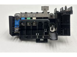 Блок предохранителей A2465400950, YAP2949511 Infiniti Q30