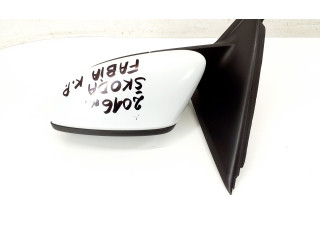 Зеркало электрическое        Skoda Fabia Mk3 (NJ)  2015 - 2021 года   